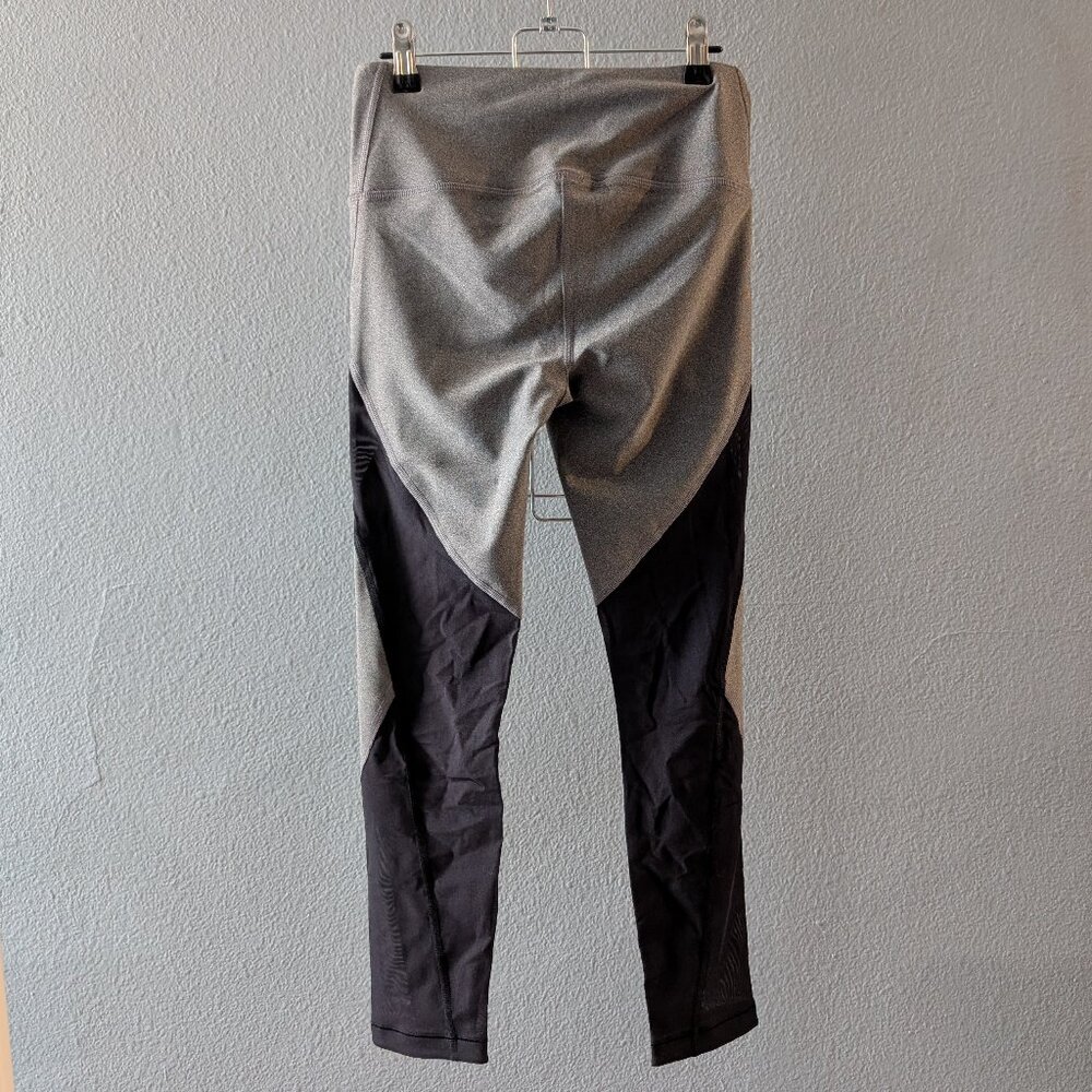 Under Armour Women's HeatGear® Anklette Crop Pants - Picture 3 of 11